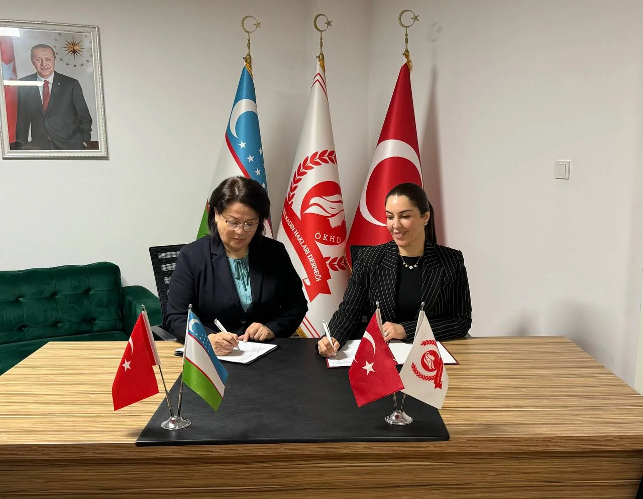 "Özbek Kadın Hakları Derneği"  ile  "Aile ve Toplumsal Cinsiyet" Araştırma Enstitüsü PROTOKOLÜ - 1