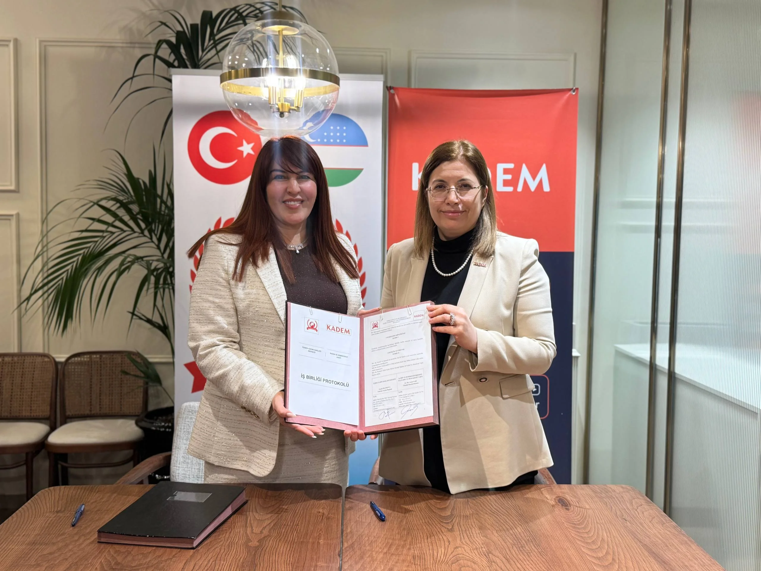 KADEM ile Özbek kadın hakları derneği arasında iş birliği  Protokolü - 4