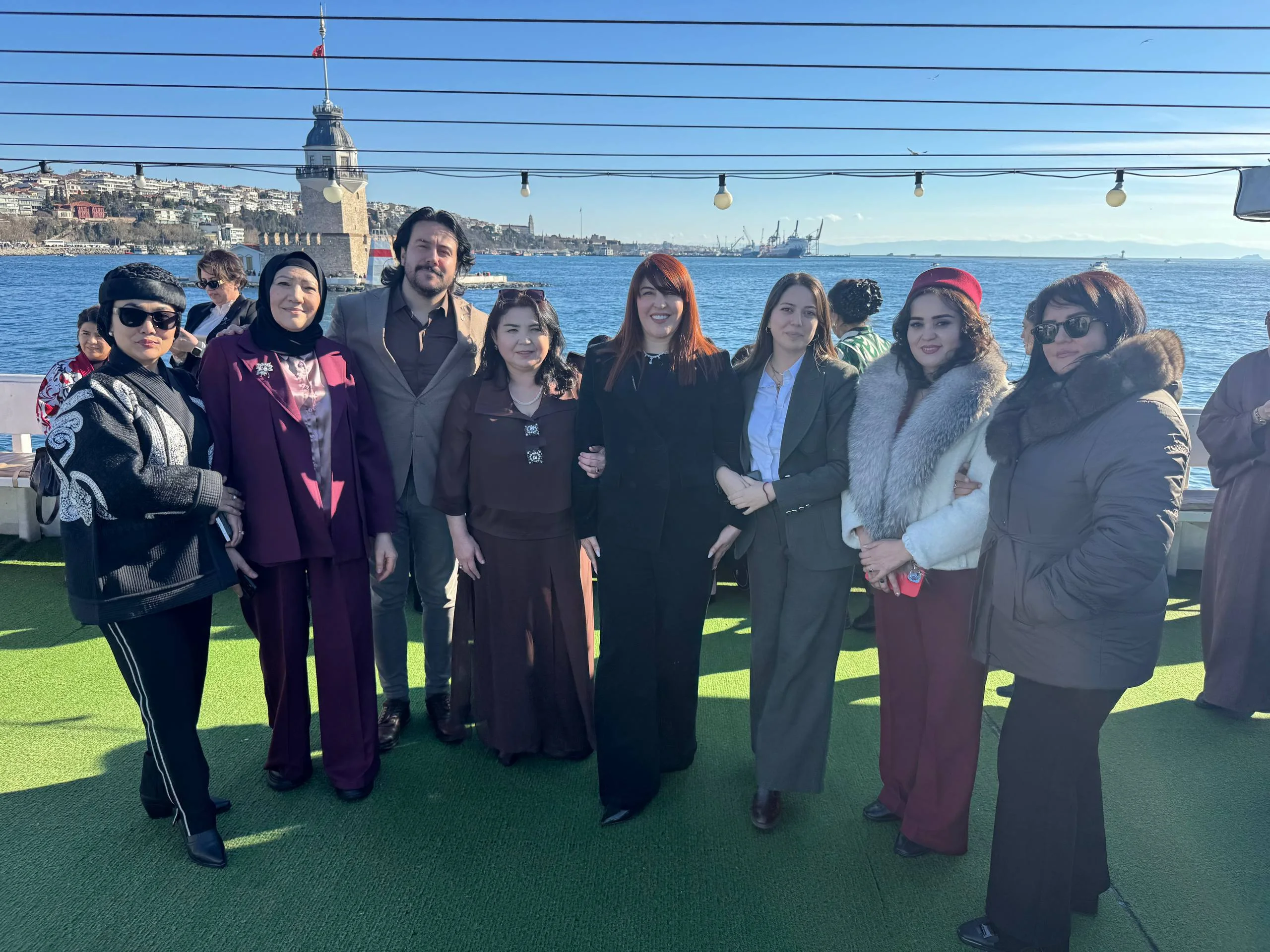 “Maneviyat ve Marifet Aynası: Ali Şir Nevai ve Zahiriddin Muhammed Babur” - 22