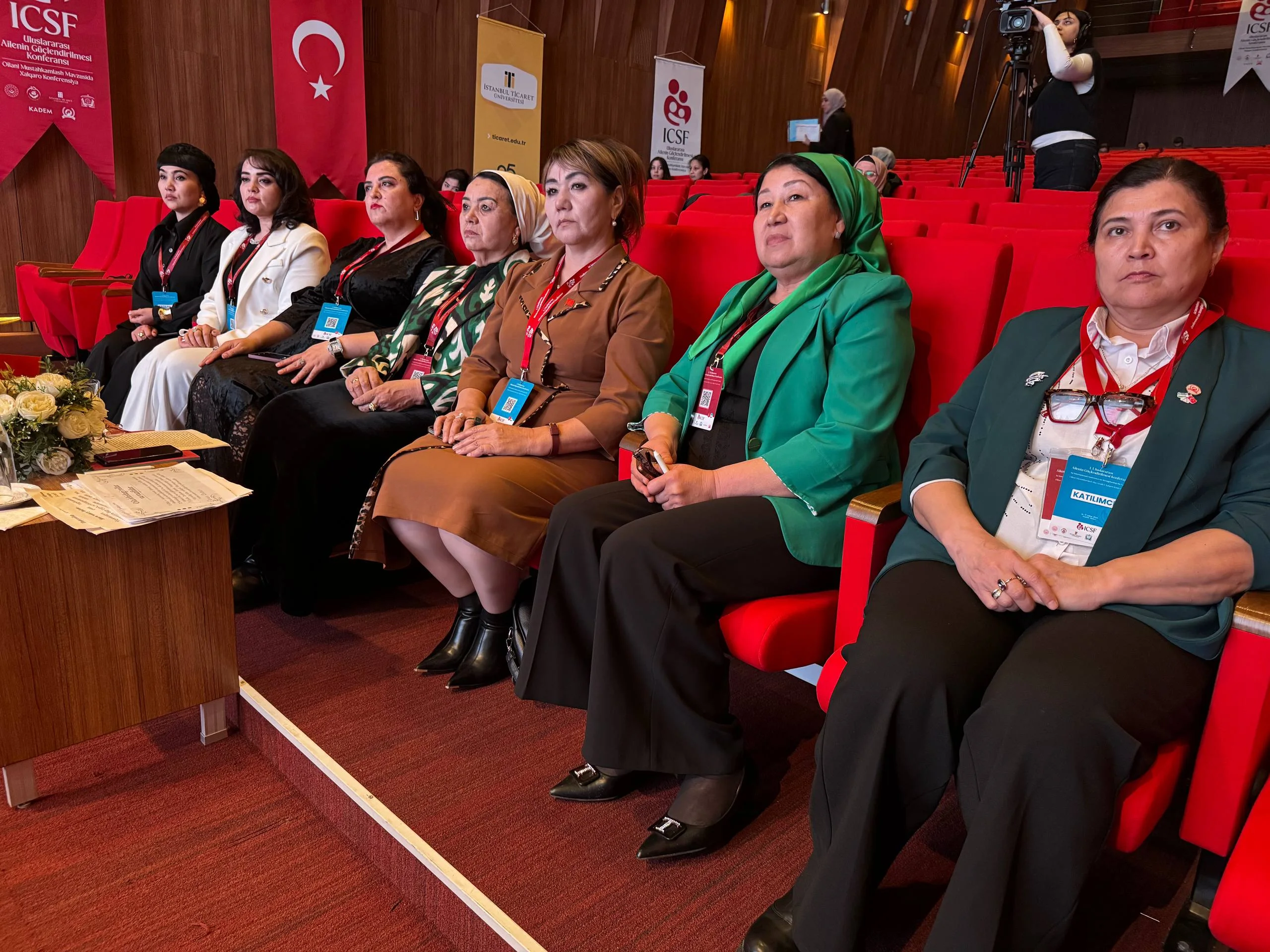 “1. Uluslararası Ailenin Güçlendirilmesi Konferansı” - 25