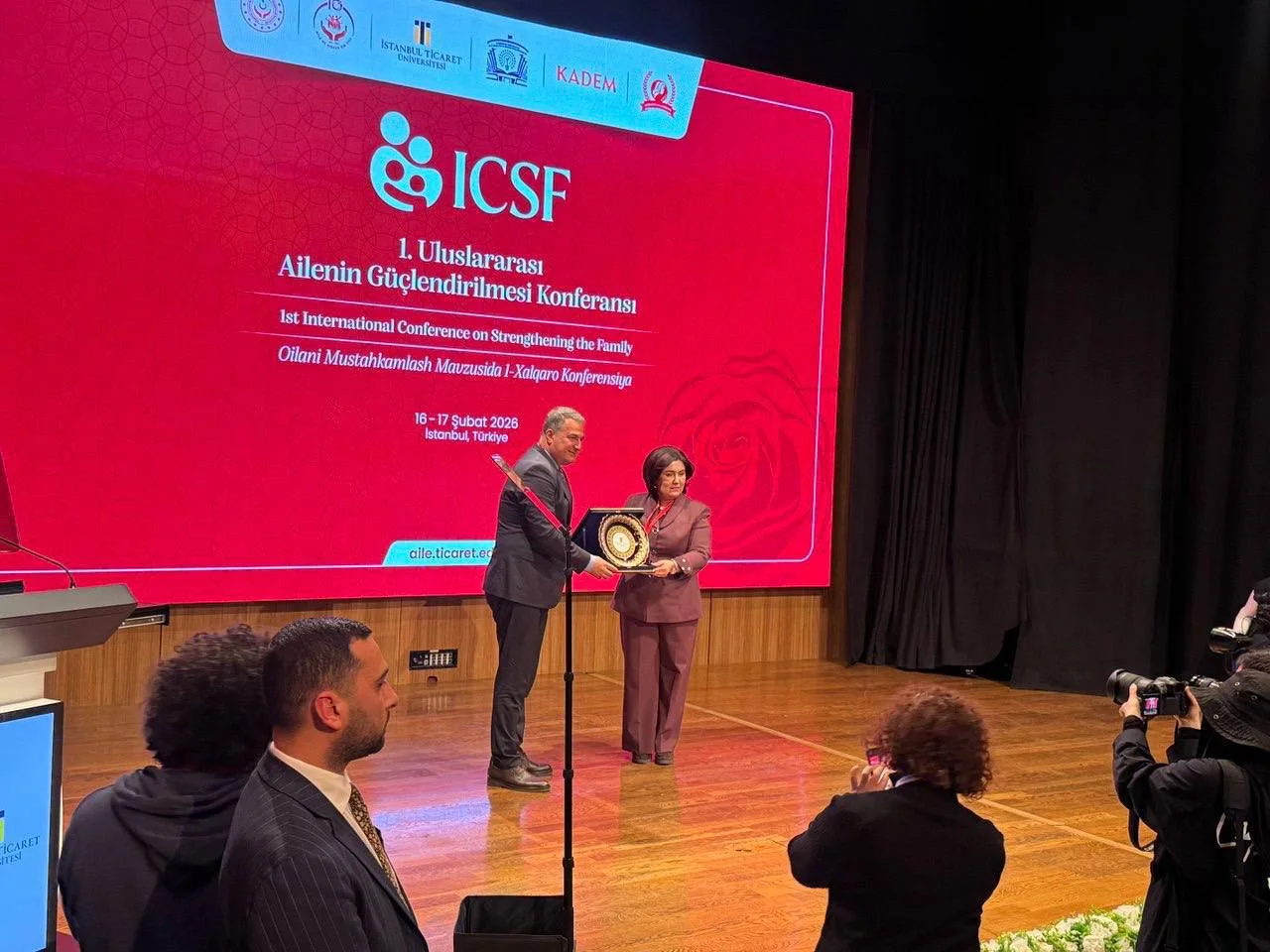 “1. Uluslararası Ailenin Güçlendirilmesi Konferansı” - 32